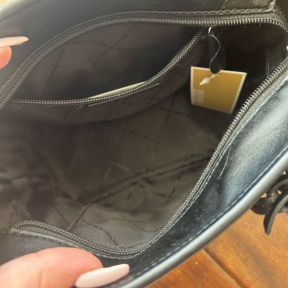 Michael Kors Jet Set Travel Extra-Small Logo Top-Zip Tote Bag - Picture 3 of 4